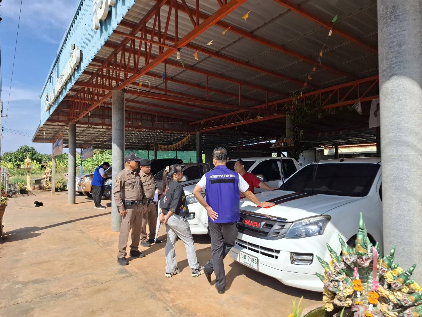 ตรวจร้านค้าของเก่าในพื้นที่และแนะนำข้อปฏิบัติและการป้องกัน ฯ ต.เฉลียง และ ต.สระว่านพระยา