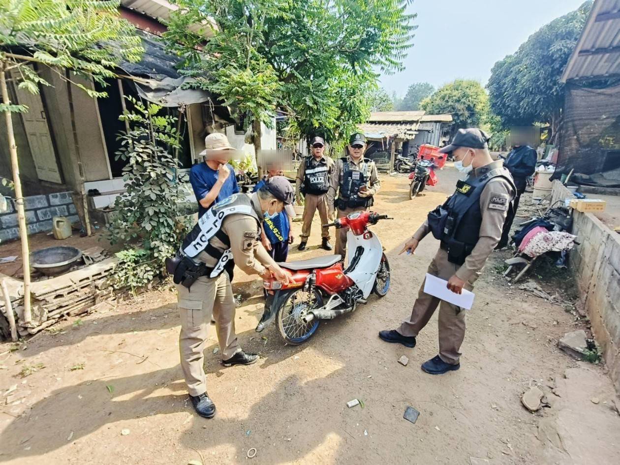 ตรวจยึดรถจักรยานยนต์ดัดแปลงสภาพไม่ติดแผ่นป้ายทะเบียน