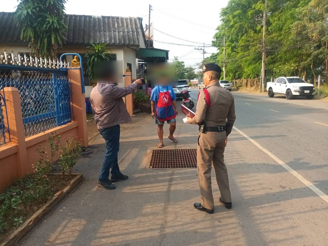 ออกตรวจที่เกิดเหตุ อุบัติเหตุรถยนต์ชนกับรถจักรยานยนต์มีผู้ได้รับบาดเจ็บ