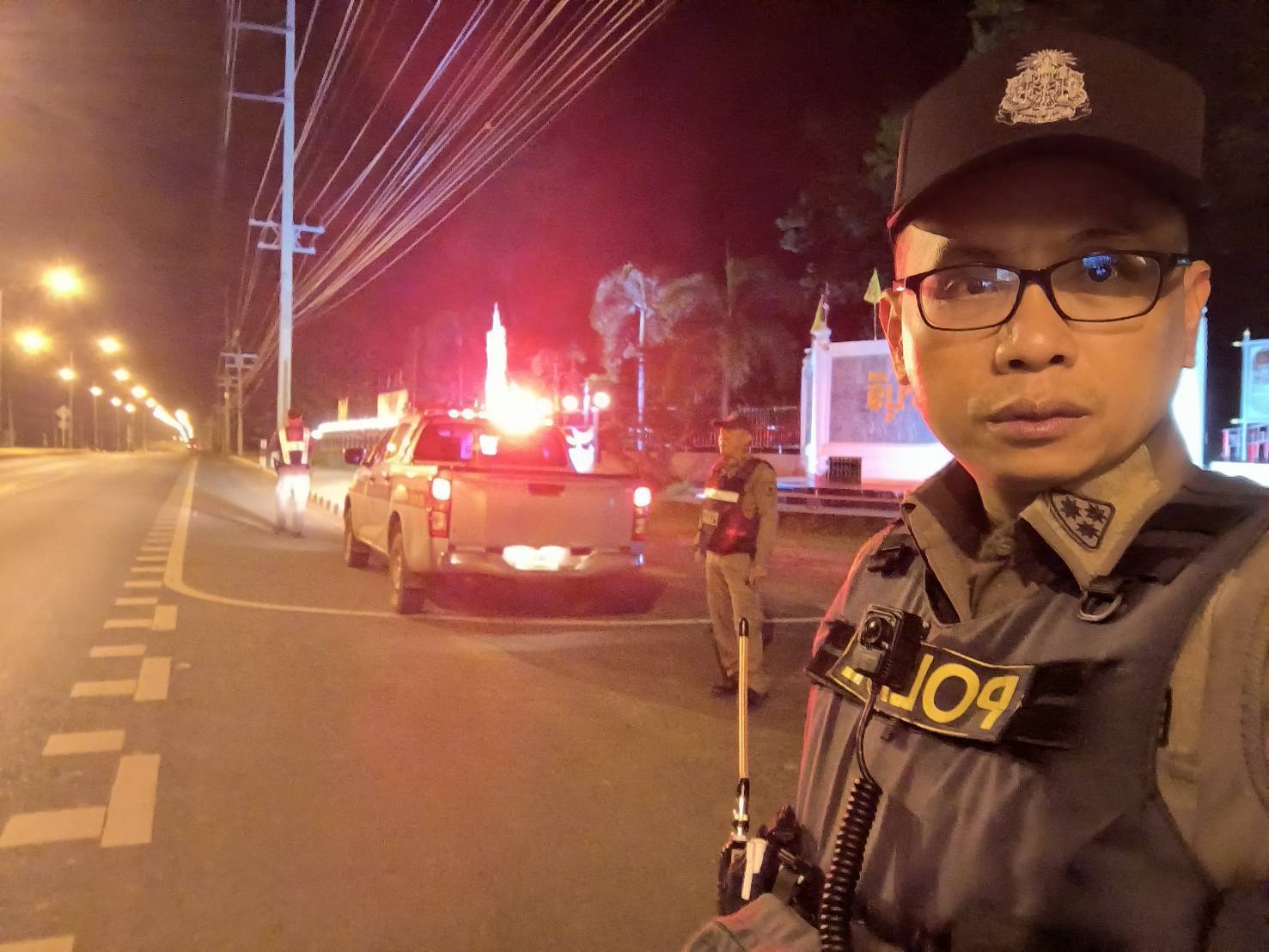 ออกตรวจป้องกันเหตุการรวมกลุ่มของวัยรุ่นขับขี่รถแข่งขัน